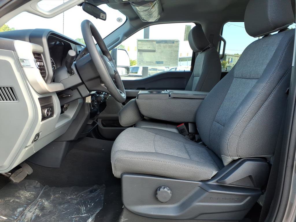 New 2026 Ford F250 XL image 25