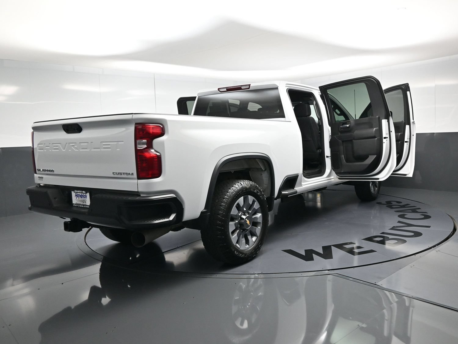 Used 2024 Chevrolet Silverado 2500 Custom w/ Custom Value Package AWD/4WD image 27