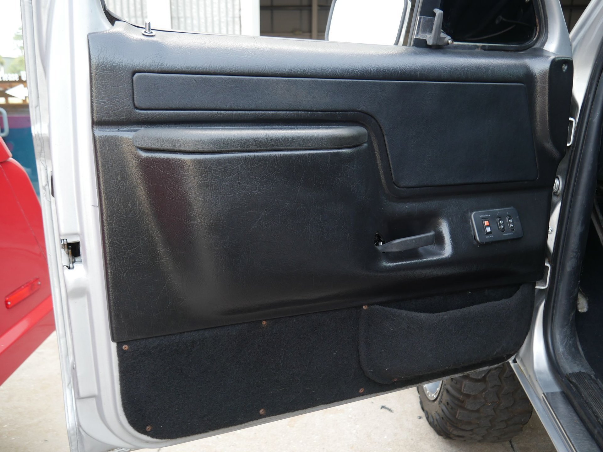 Used 1990 Ford Bronco AWD/4WD image 49