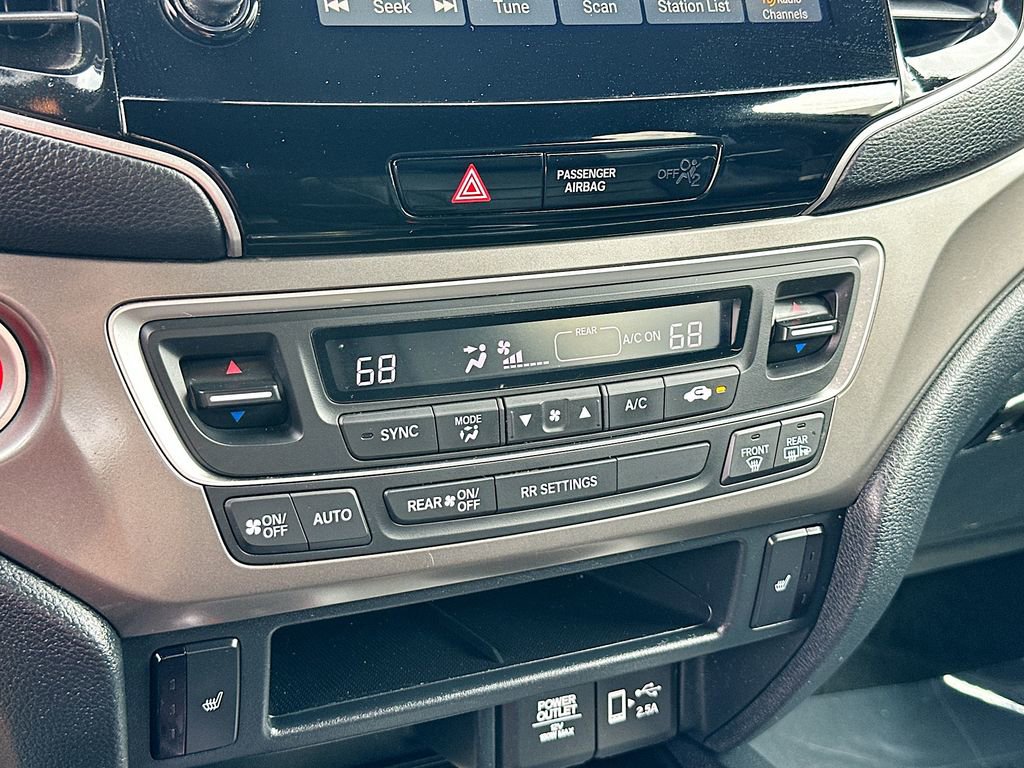 Used 2022 Honda Passport EX-L image 16