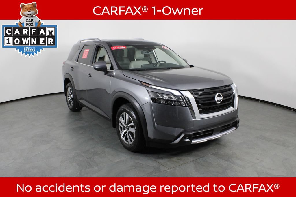 Certified 2025 Nissan Pathfinder SL w/ Cargo Package FWD image 5