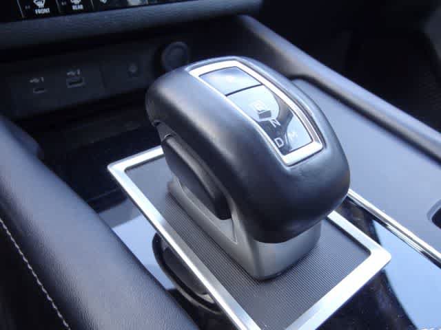 Used 2024 Mitsubishi Outlander SE AWD/4WD image 27