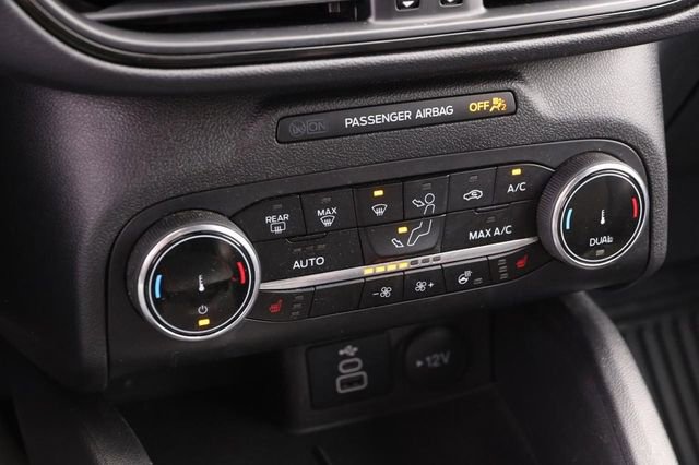 Used 2024 Ford Escape ST-Line w/ Cold Weather Package image 18