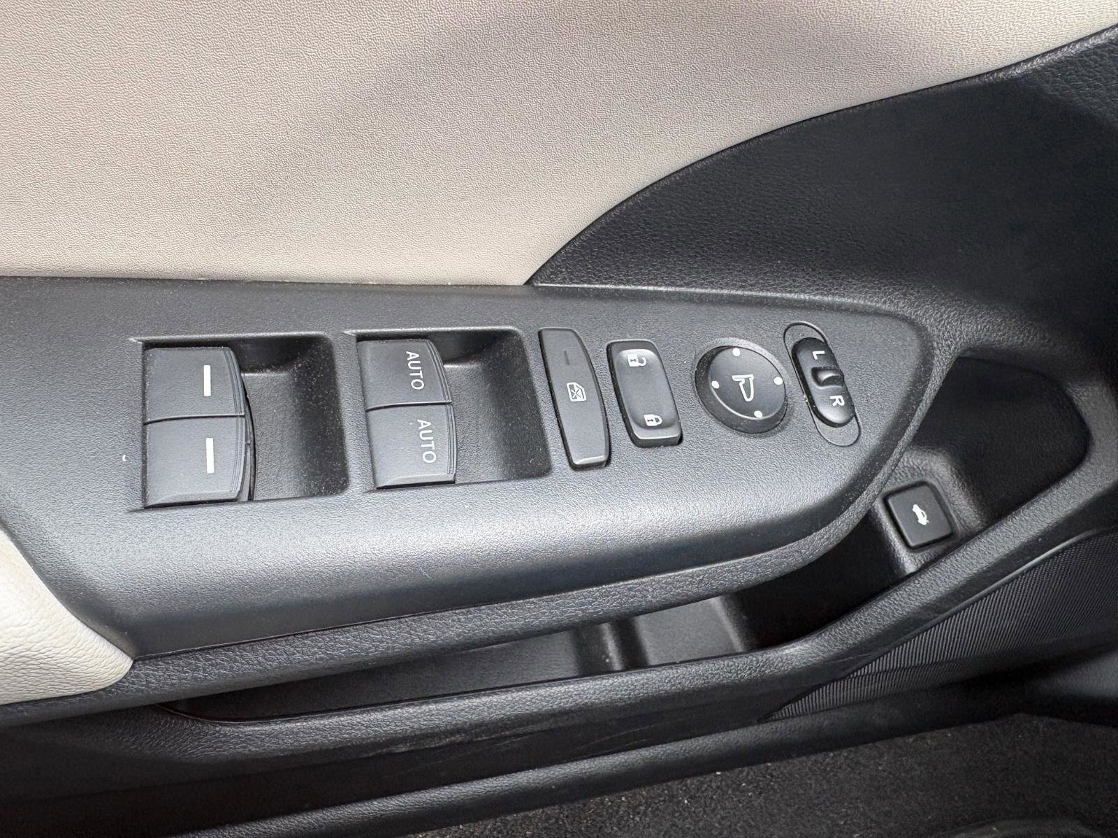 Used 2022 Honda Insight Touring image 31