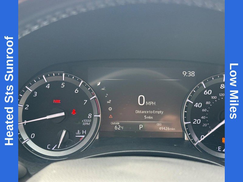 Used 2021 Toyota Highlander XLE AWD/4WD image 22