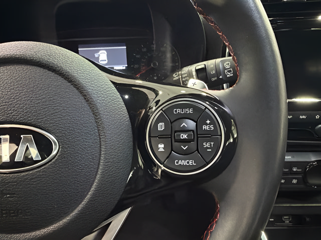 Used 2020 Kia Soul GT-Line Turbo FWD image 19