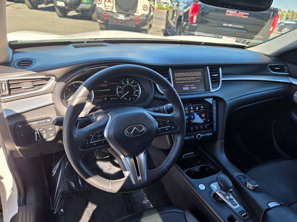 Used 2019 INFINITI QX50 Essential w/ Proactive Package FWD image 9