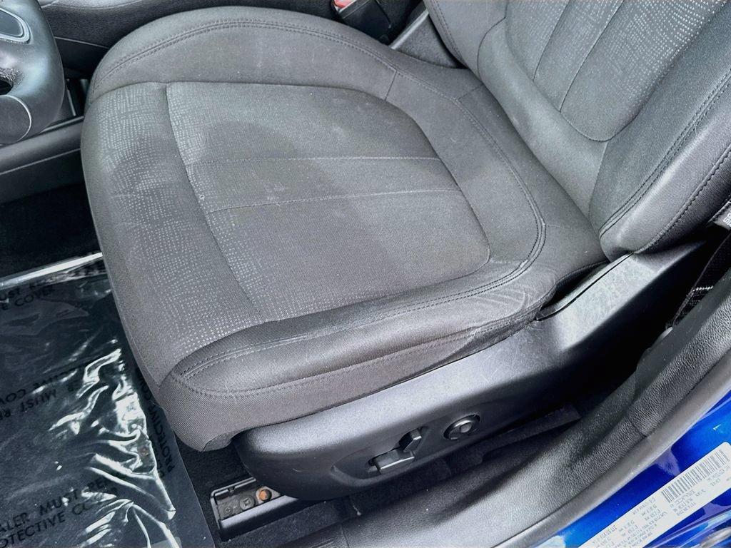Used 2015 Chrysler 200 Limited w/ Convenience Group FWD image 18