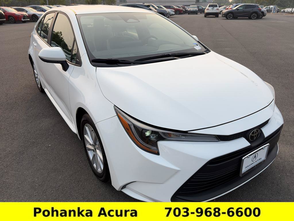Used 2025 Toyota Corolla LE w/ LE Premium Package FWD image 1