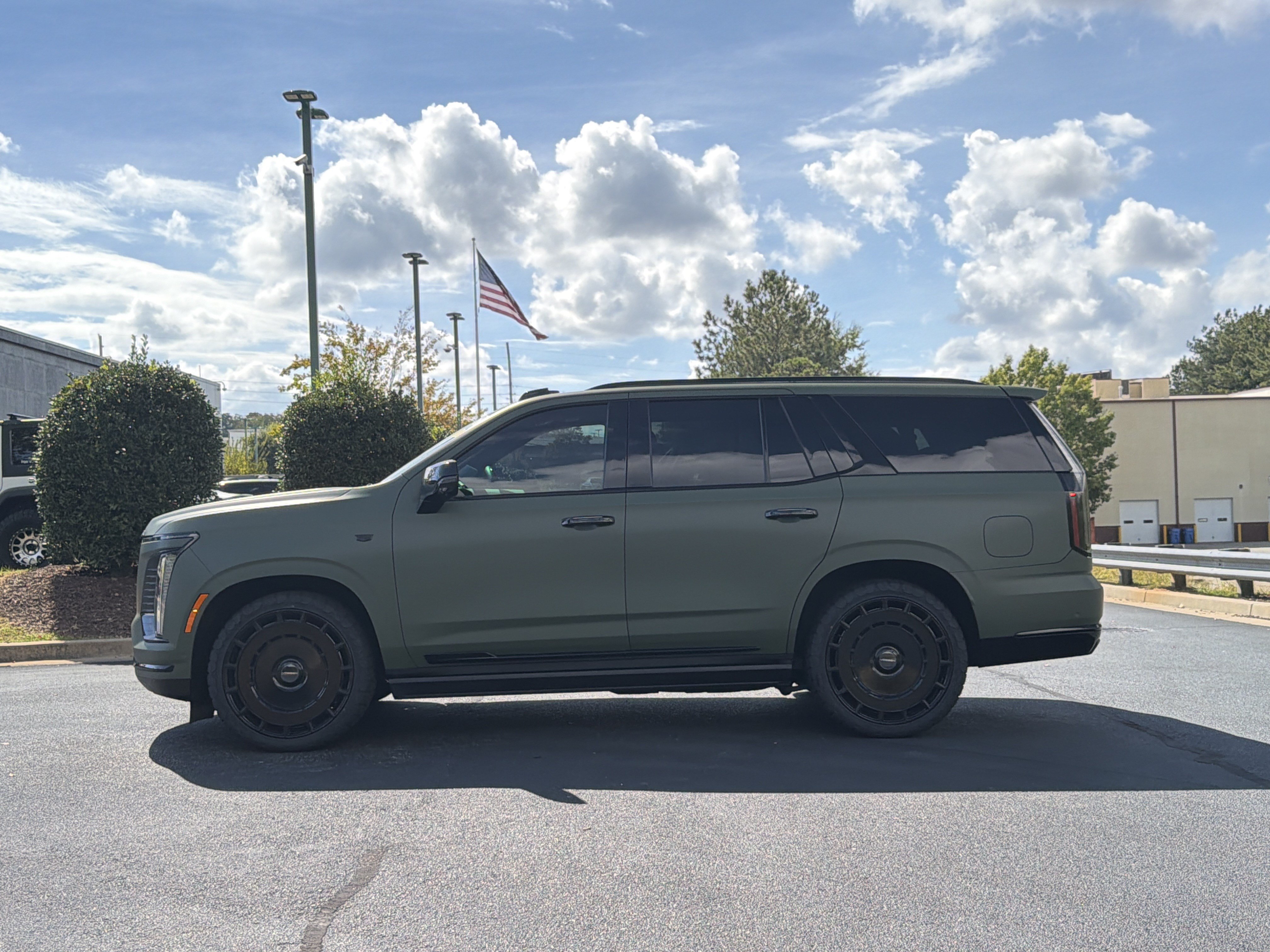 Used 2026 Cadillac Escalade Platinum Sport AWD/4WD image 14