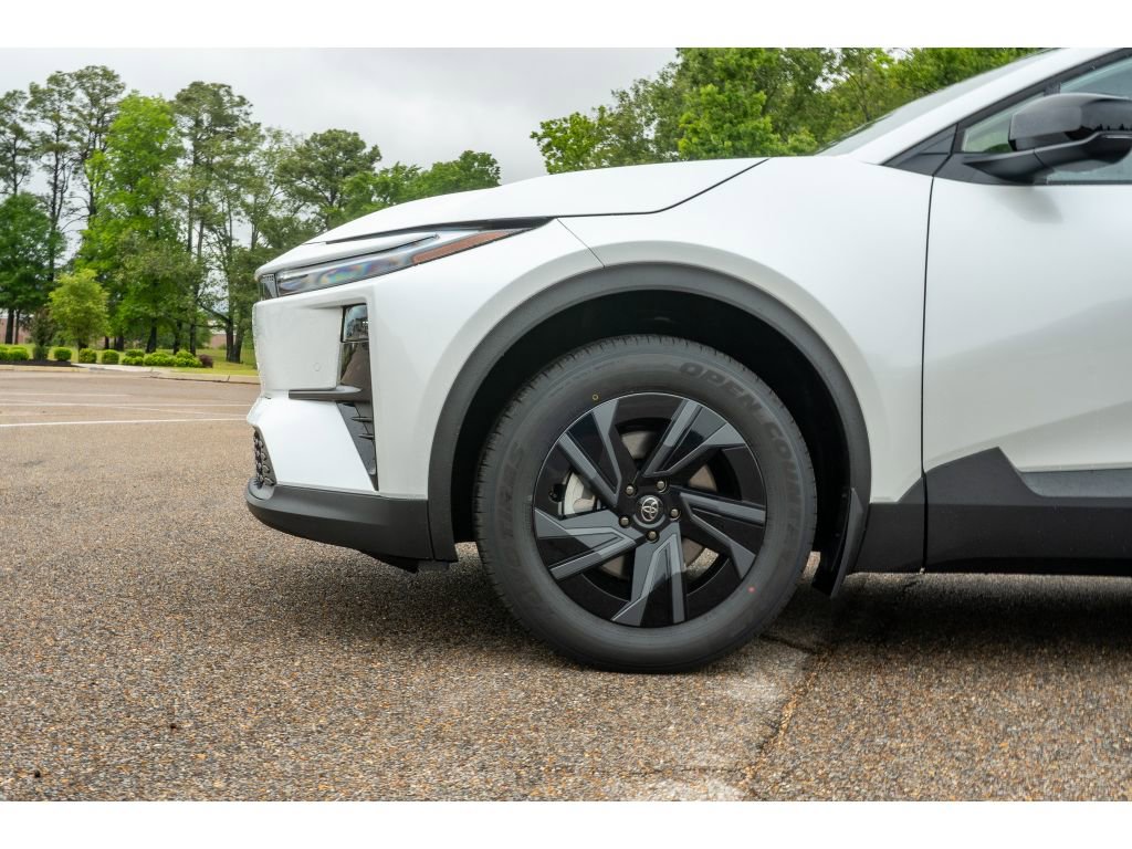 New 2026 Toyota C-HR AWD/4WD image 10