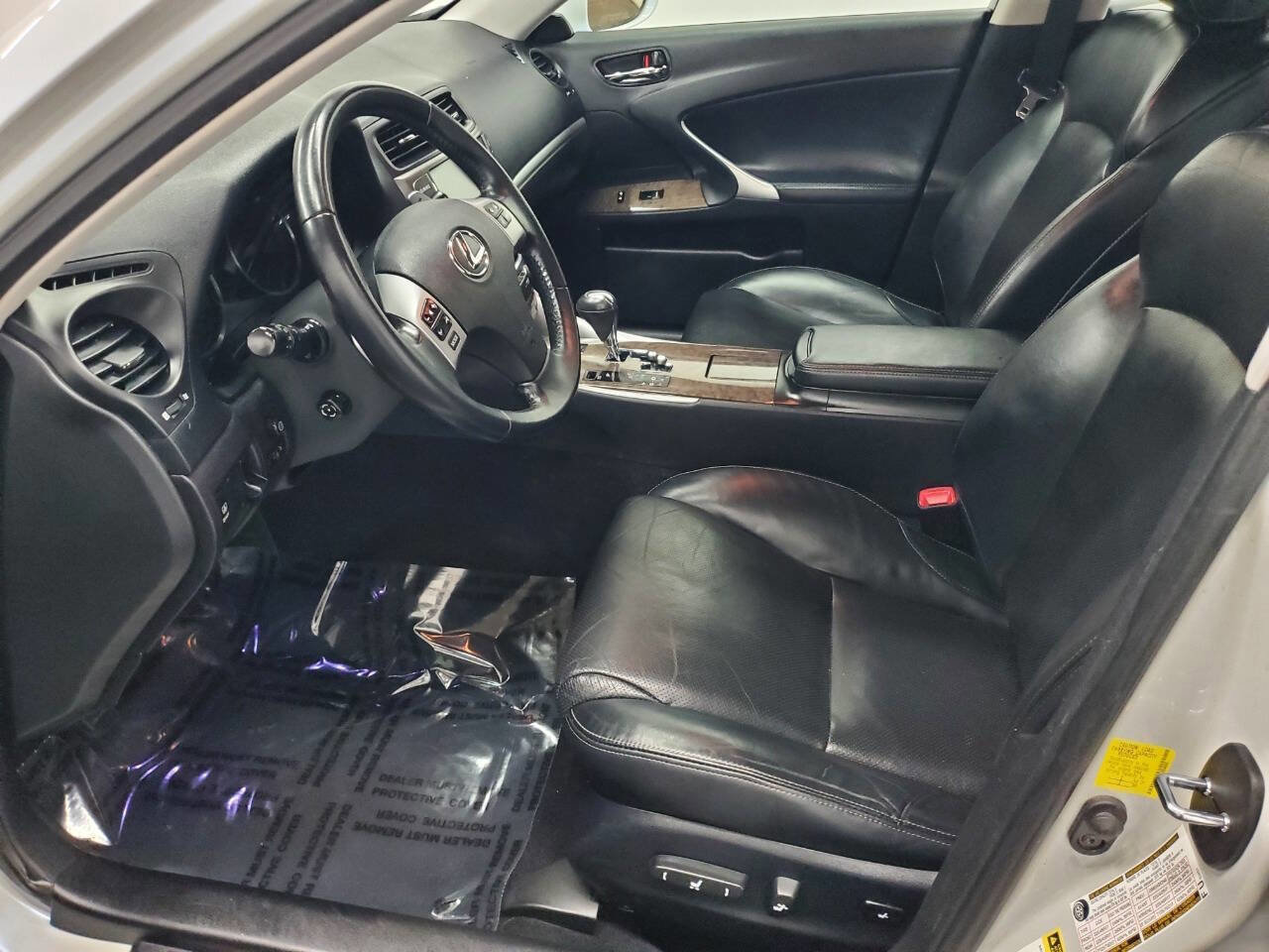 Used 2011 Lexus IS 250 AWD w/ Luxury Plus Value Edition image 9