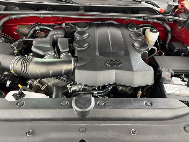 Used 2022 Toyota 4Runner SR5 Premium w/ Moonroof Package RWD image 23