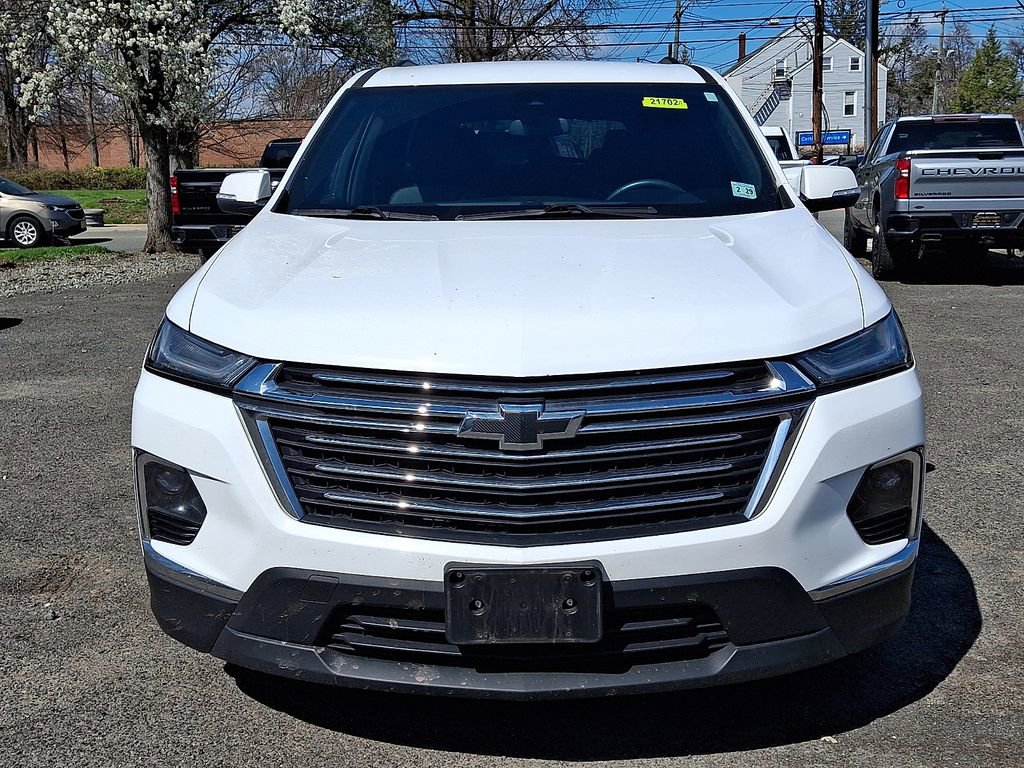 Certified 2024 Chevrolet Traverse LT image 3