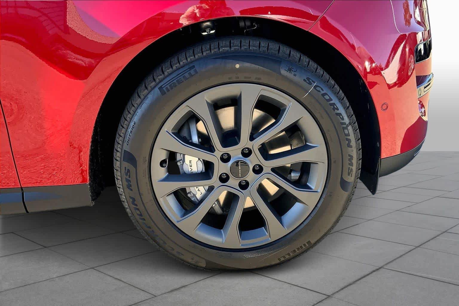 New 2026 Land Rover Range Rover Sport SE image 11