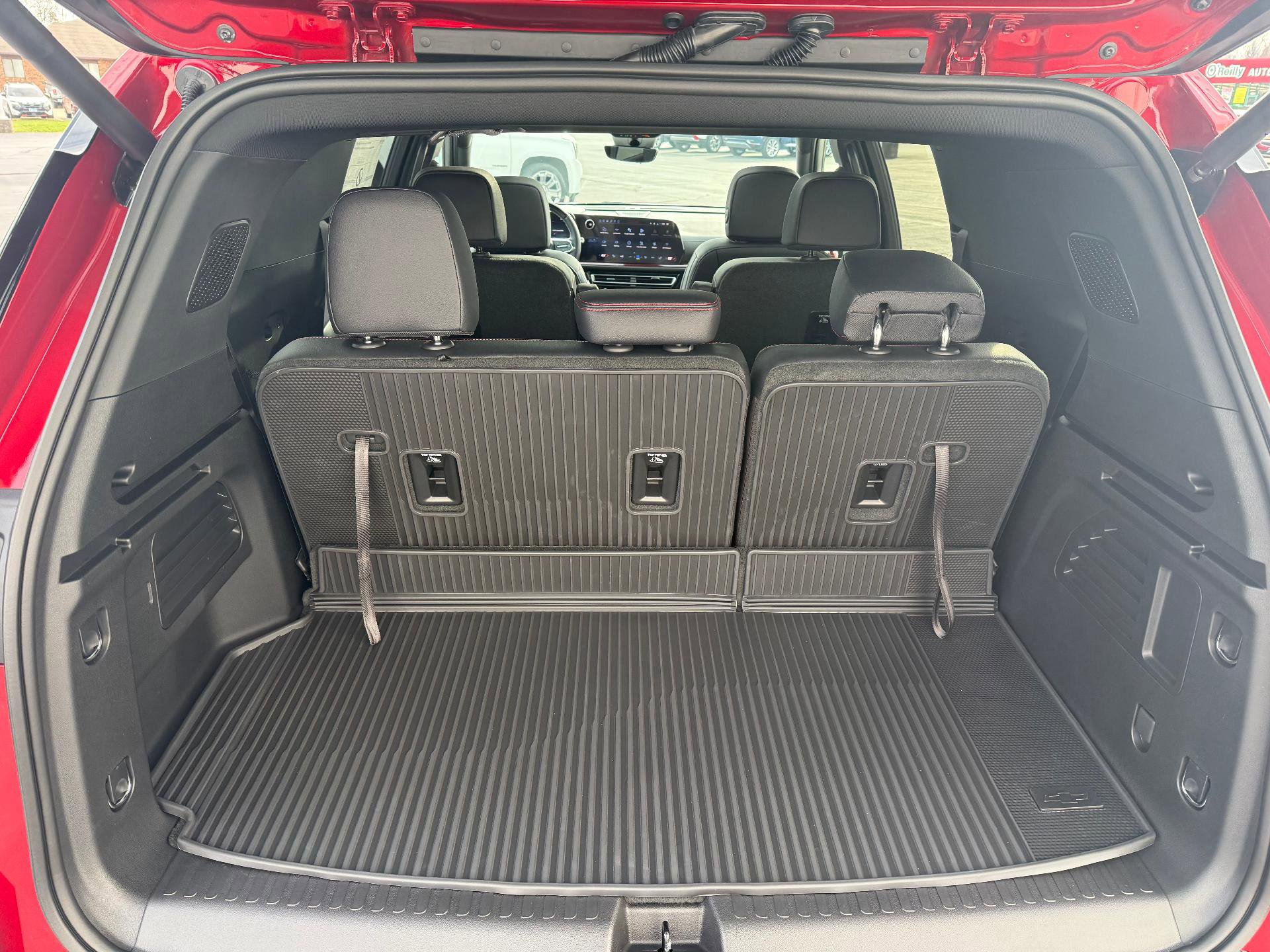 New 2026 Chevrolet Traverse Z71 w/ Enhanced Driving Package AWD/4WD image 10