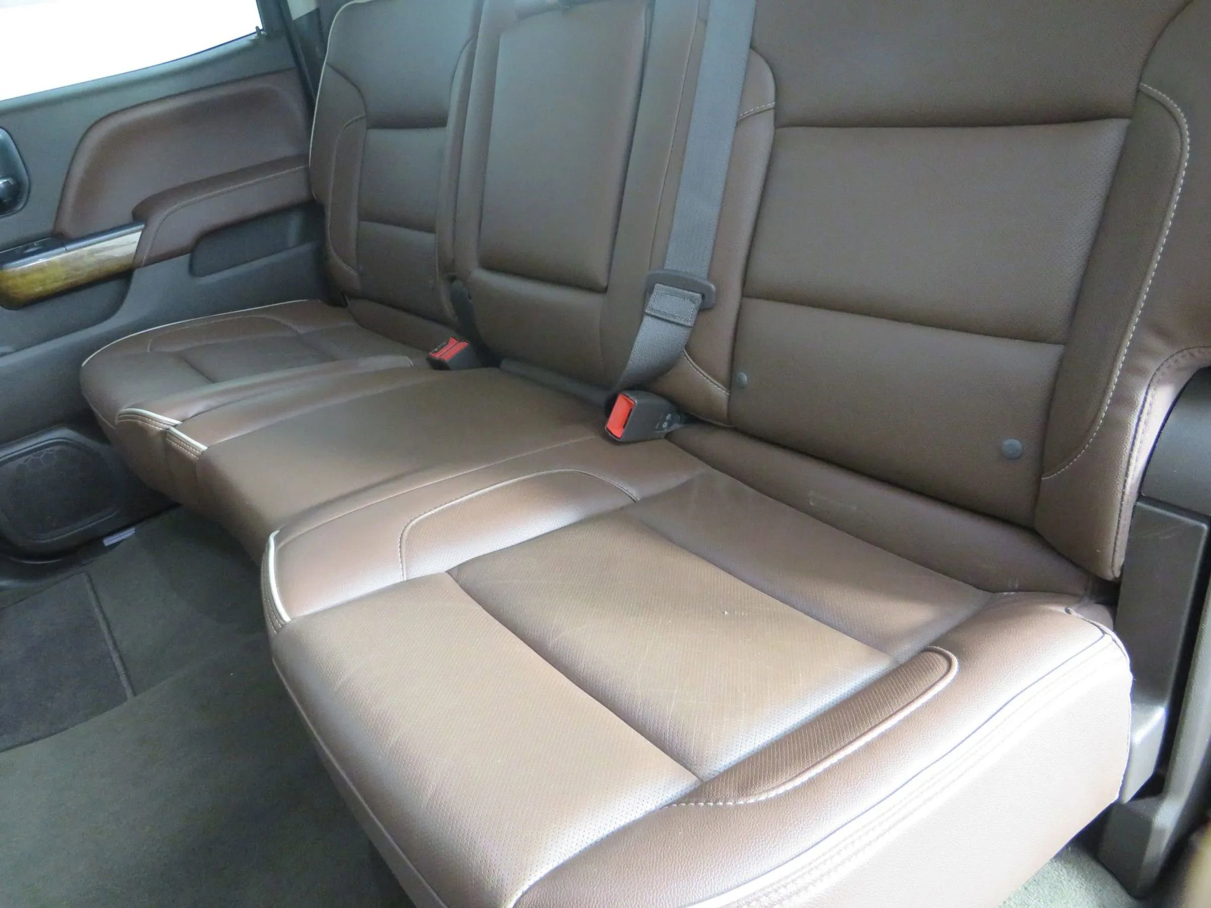 Used 2018 Chevrolet Silverado 2500 High Country image 34