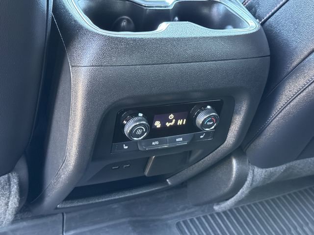 Used 2024 Chevrolet Traverse RS image 13