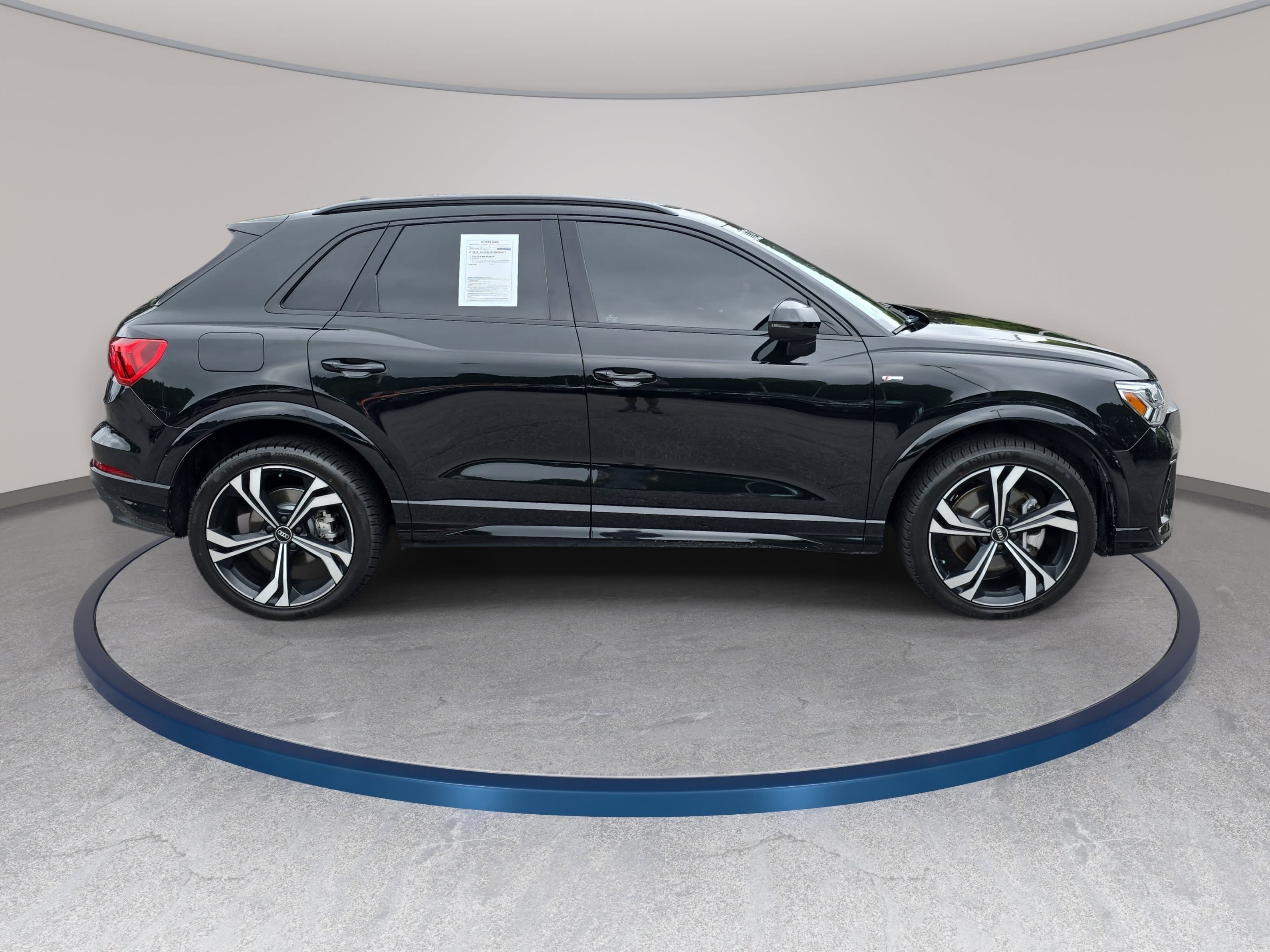 Used 2023 Audi Q3 2.0T Premium Plus w/ Premium Plus Package AWD/4WD image 4