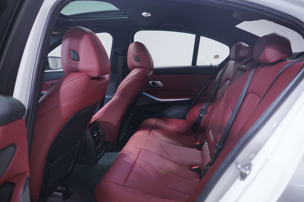 Used 2023 BMW 330e w/ M Sport Package image 9