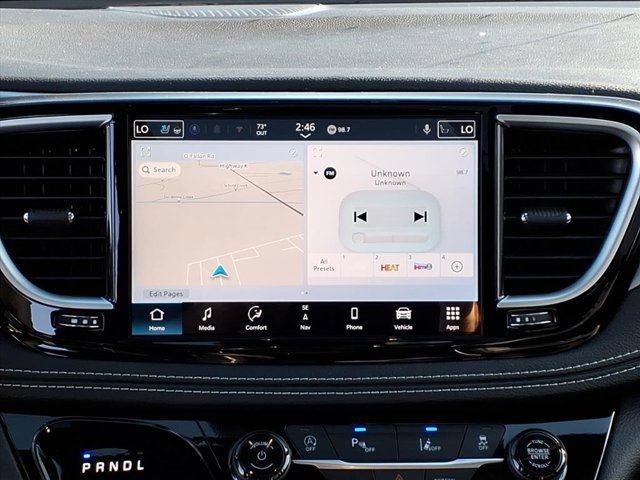 New 2026 Chrysler Pacifica Limited w/ S Appearance Package FWD image 8