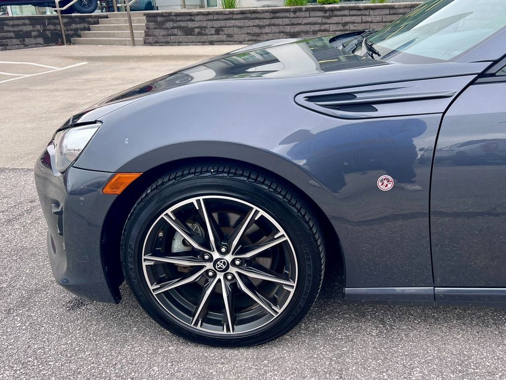 Used 2020 Toyota 86 RWD image 25