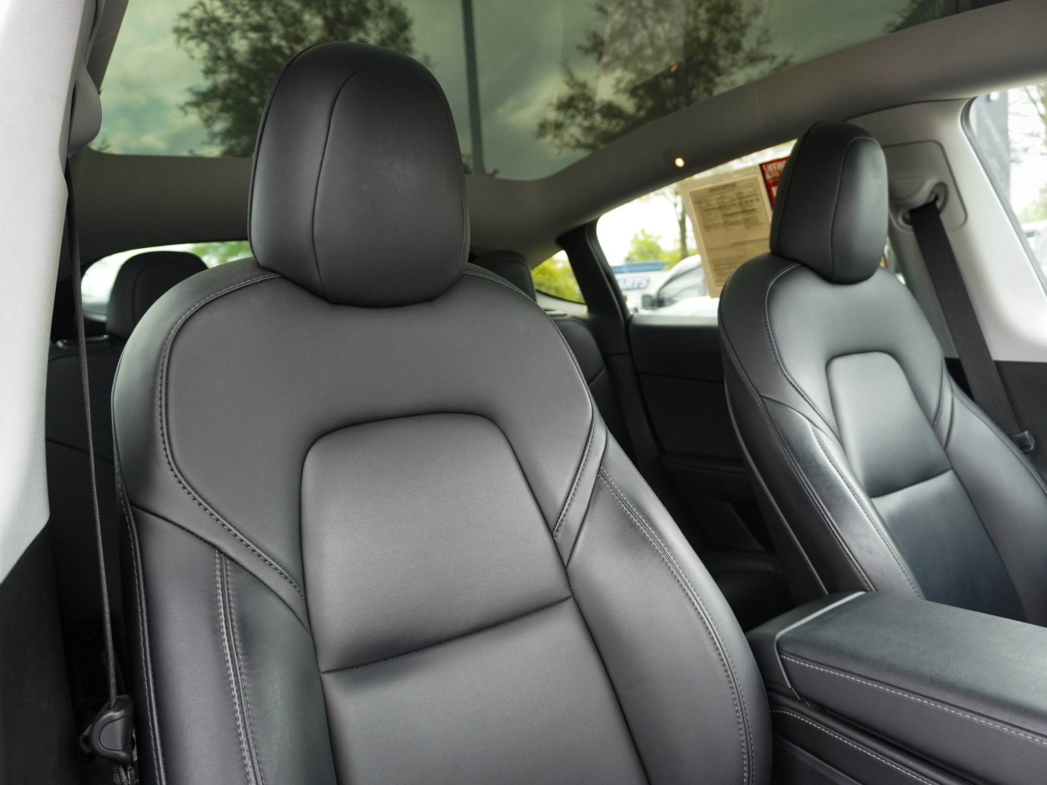 Used 2021 Tesla Model Y Long Range image 30