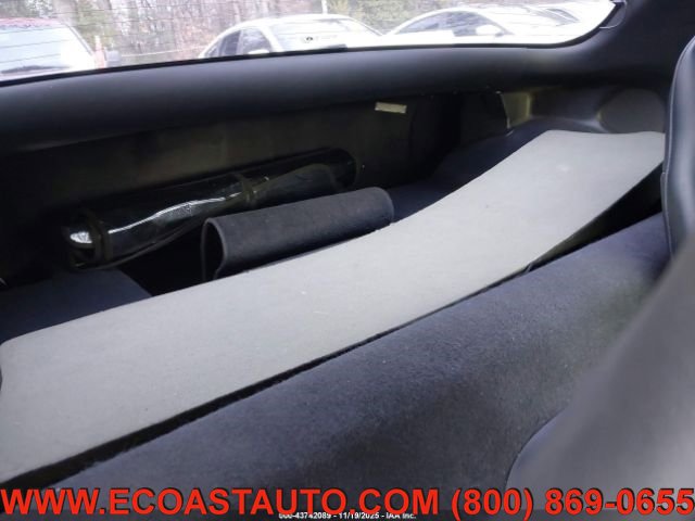 Used 2003 Chevrolet Corvette Z06 w/ Memory Package, 3 Drivers RWD image 9