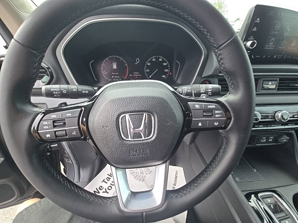 Used 2025 Honda Pilot EX-L image 15