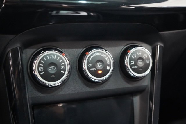 Used 2017 Mitsubishi Lancer ES image 27