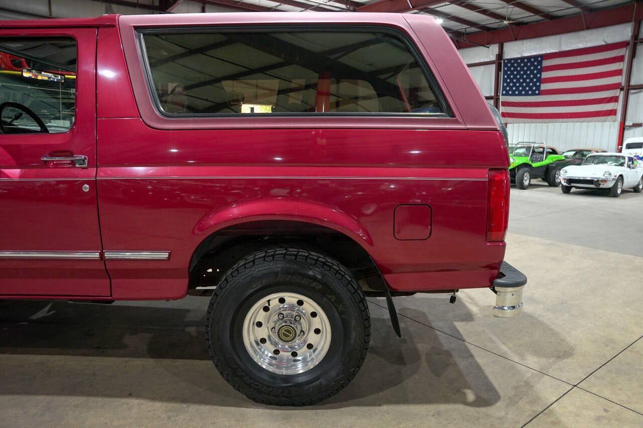Used 1995 Ford Bronco XLT AWD/4WD image 5