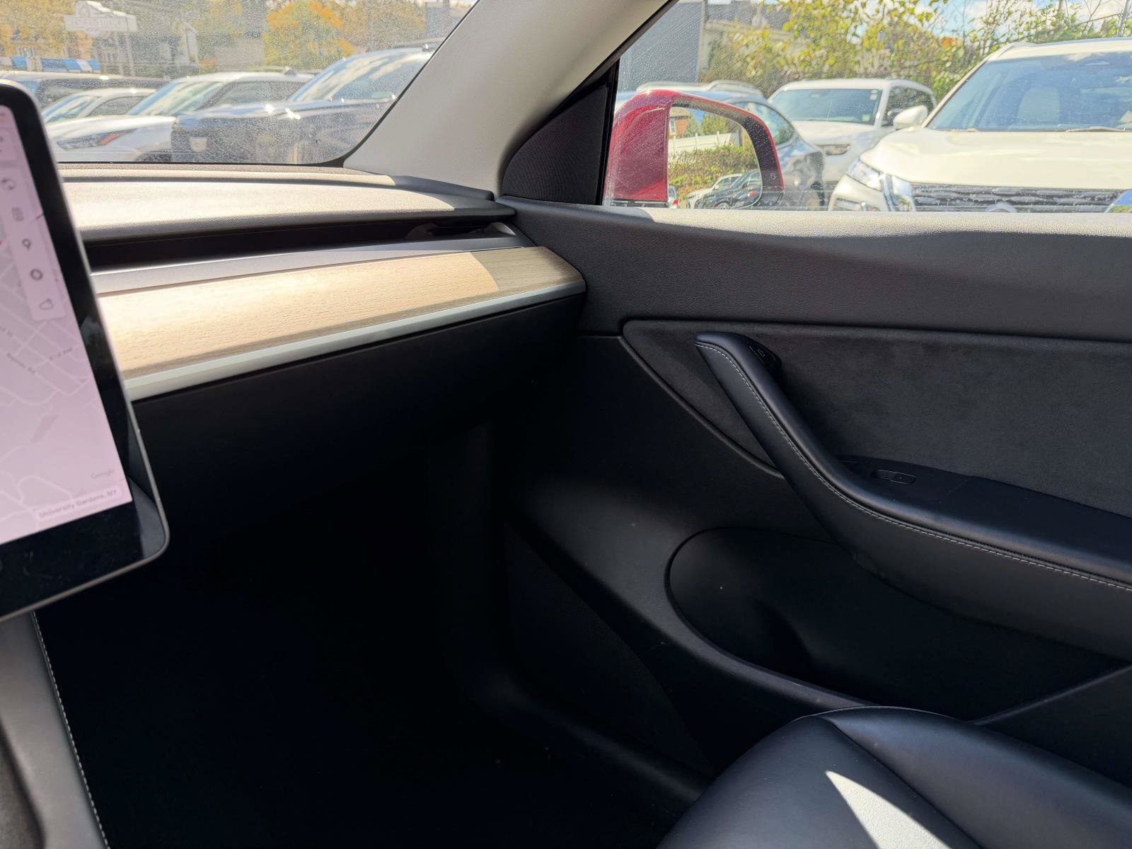 Used 2021 Tesla Model Y Long Range AWD/4WD image 25