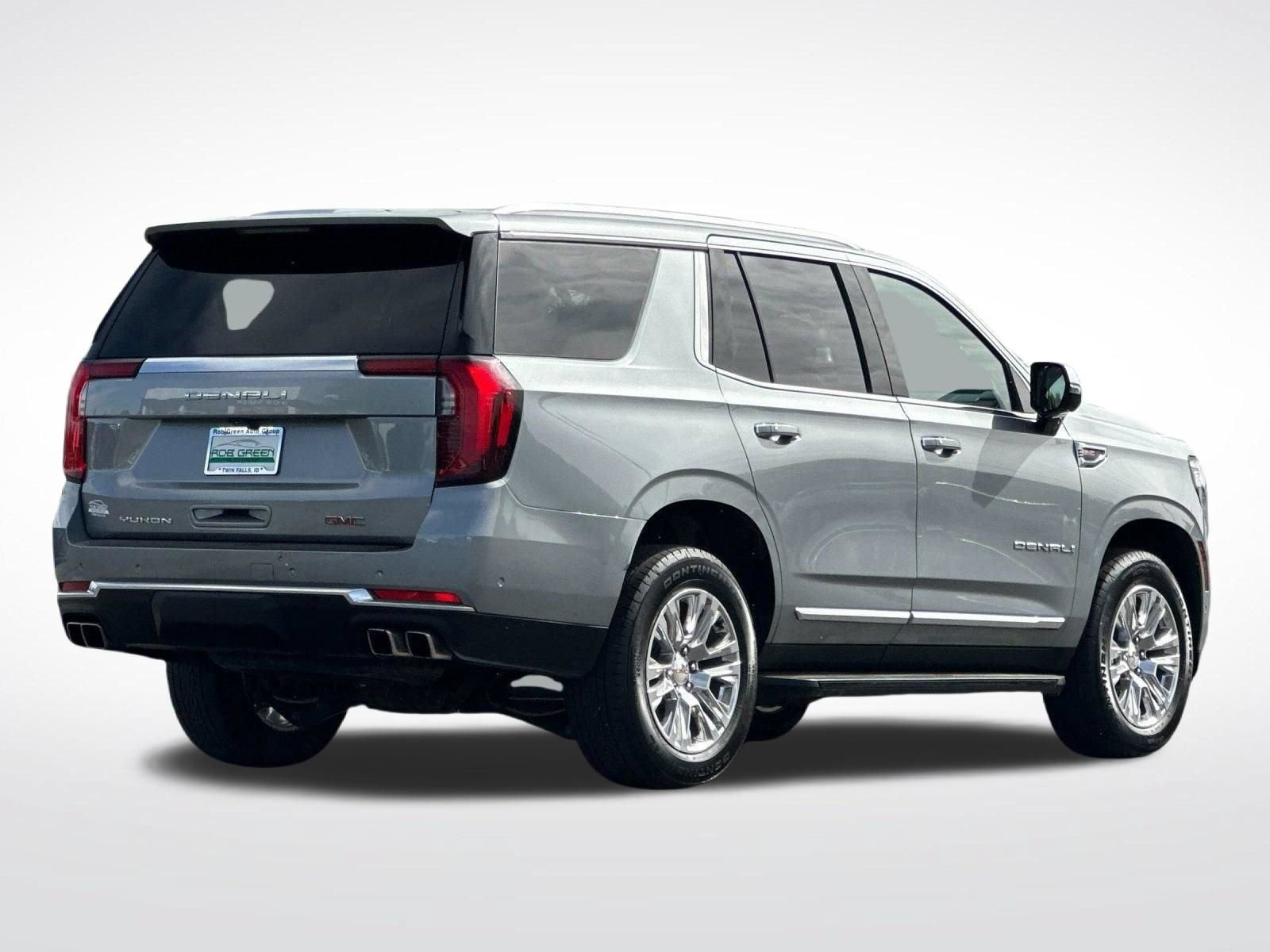 Used 2025 GMC Yukon Denali AWD/4WD image 3