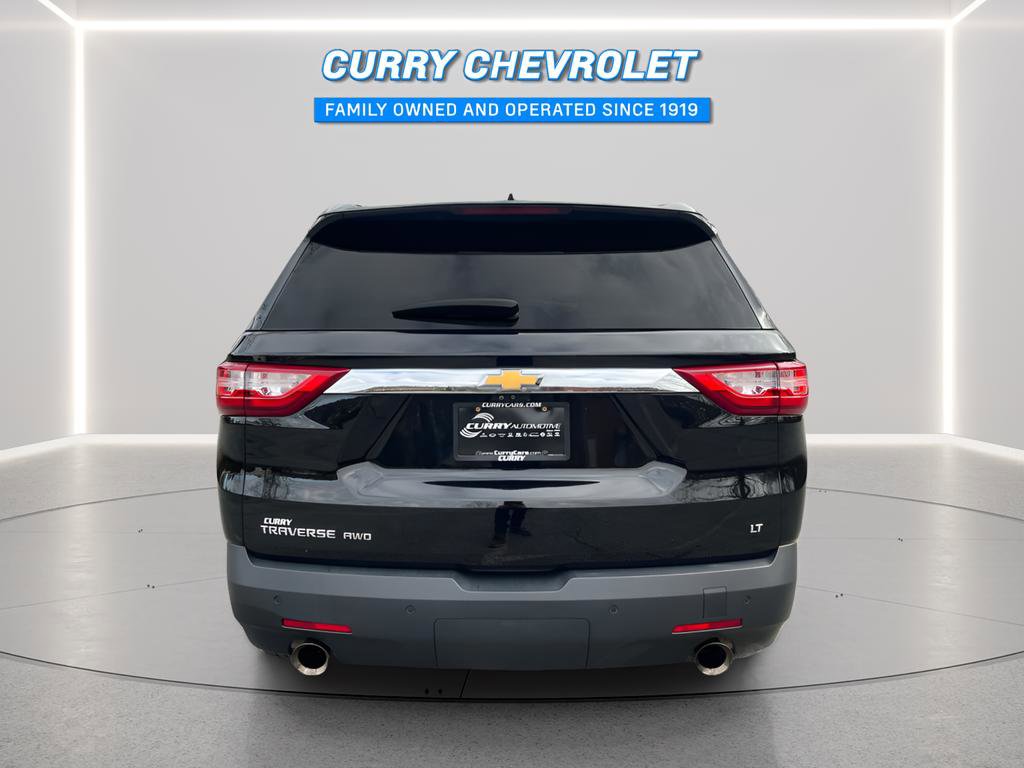 Used 2020 Chevrolet Traverse LT w/ LT Premium Package image 11