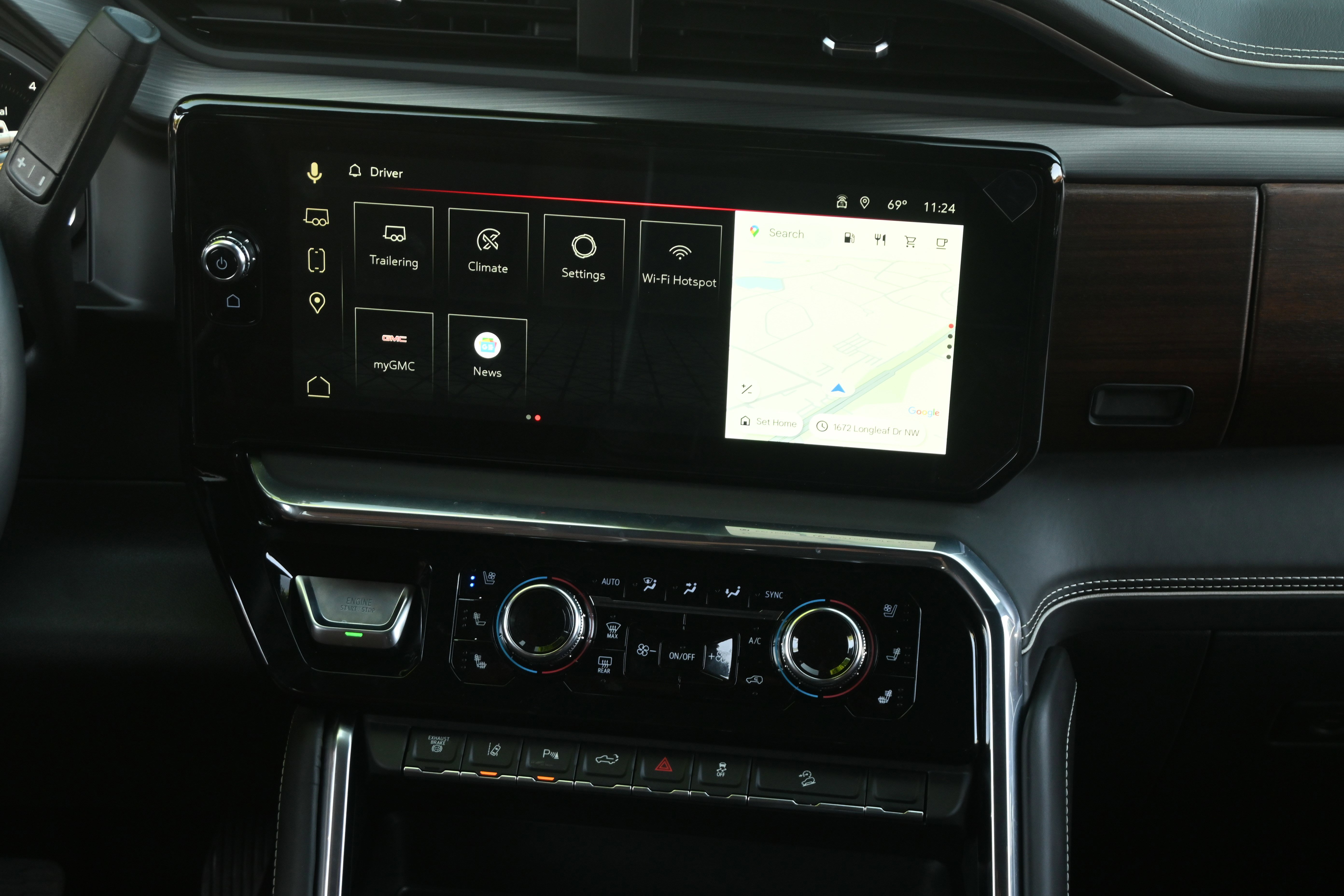 Used 2026 GMC Sierra 2500 Denali Ultimate w/ Max Trailering Package image 5