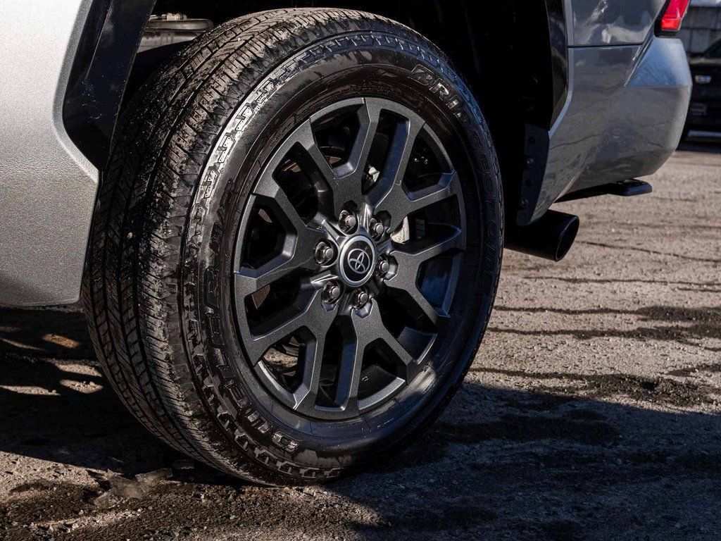 Used 2023 Toyota Tundra Platinum w/ Advanced Package image 8