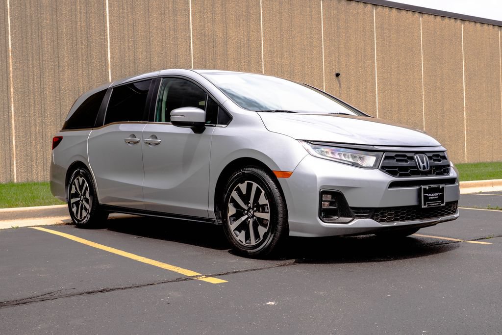 Used 2025 Honda Odyssey EX-L image 2