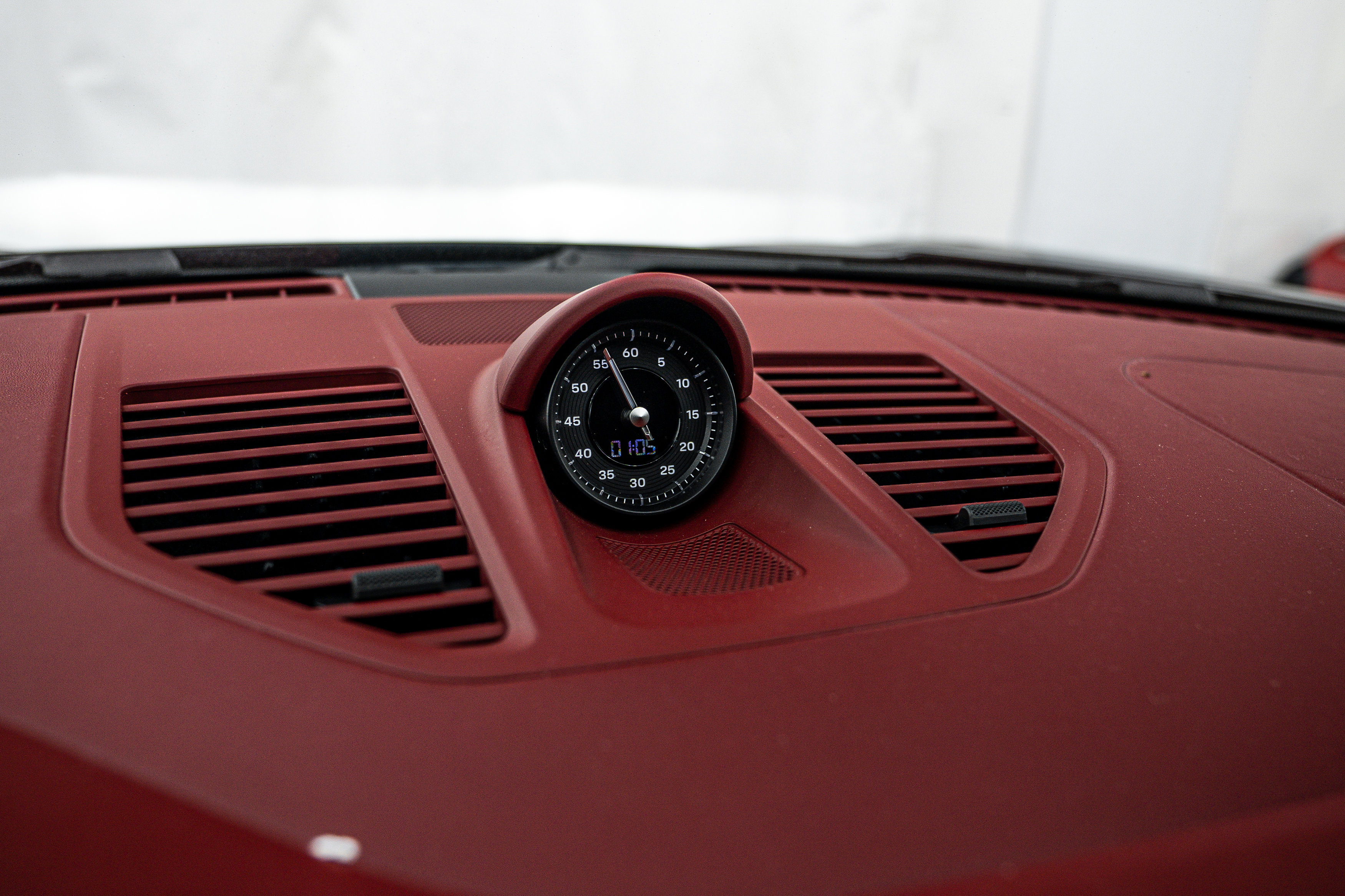Certified 2022 Porsche 911 Targa 4 GTS AWD/4WD image 19