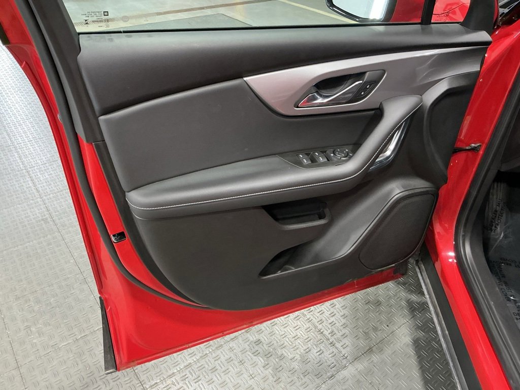 Used 2024 Chevrolet Blazer LT image 24