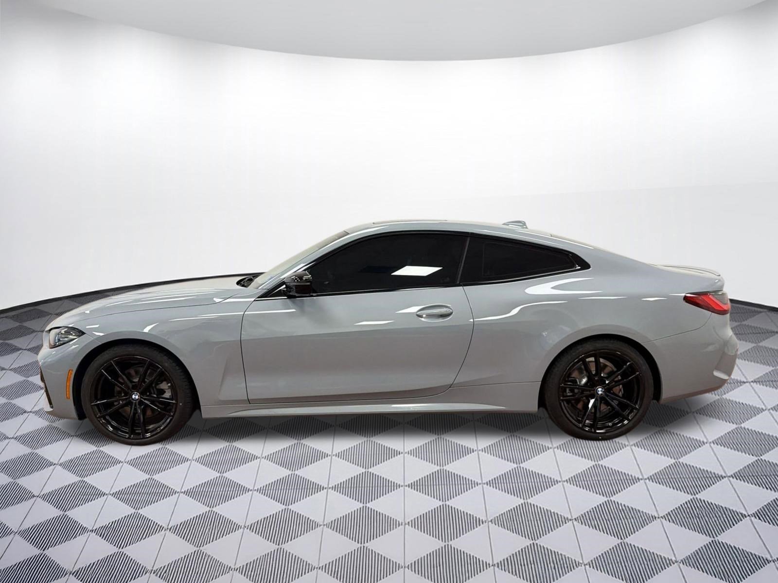 Used 2022 BMW 430i xDrive Coupe w/ M Sport Package image 2