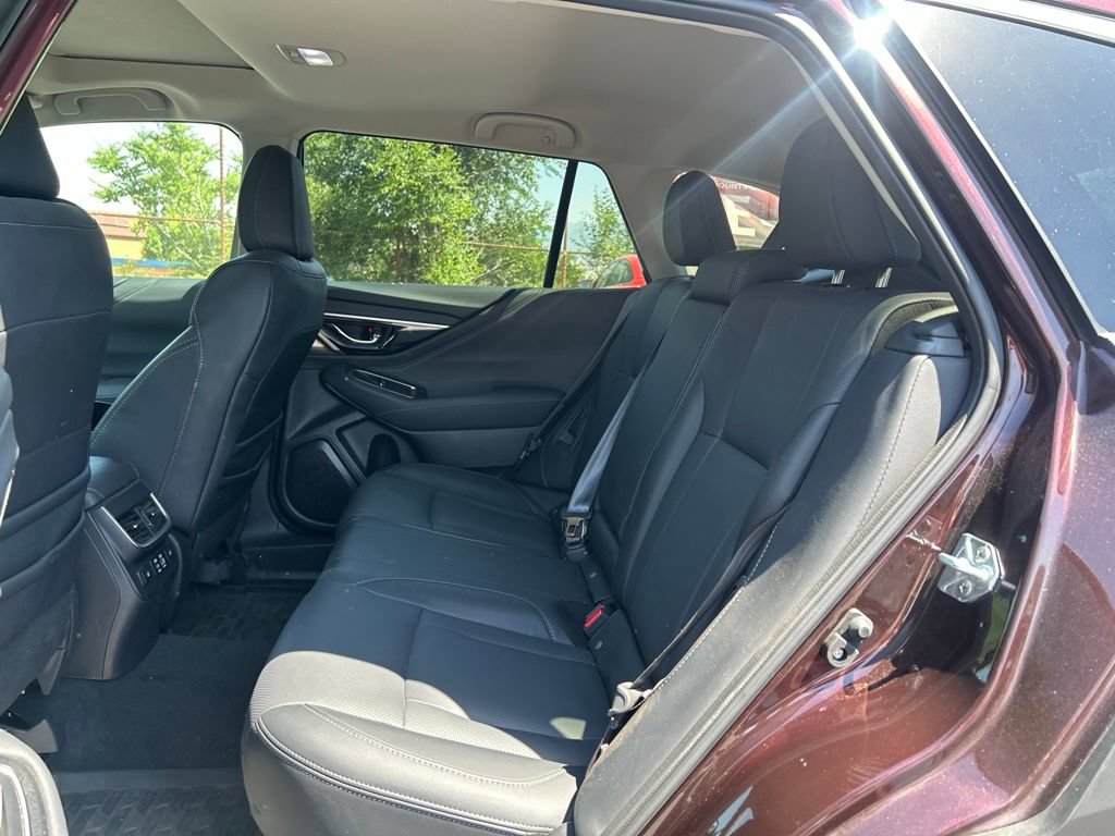 Used 2023 Subaru Outback Limited AWD/4WD image 16
