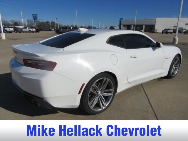 Used 2018 Chevrolet Camaro LT w/ RS Package image 4