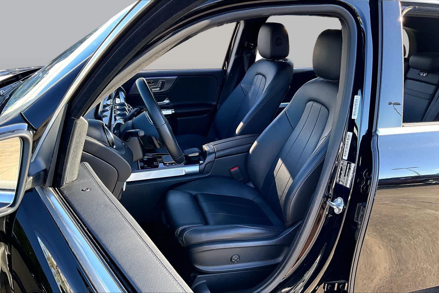 Used 2022 Mercedes-Benz GLB 250 image 7
