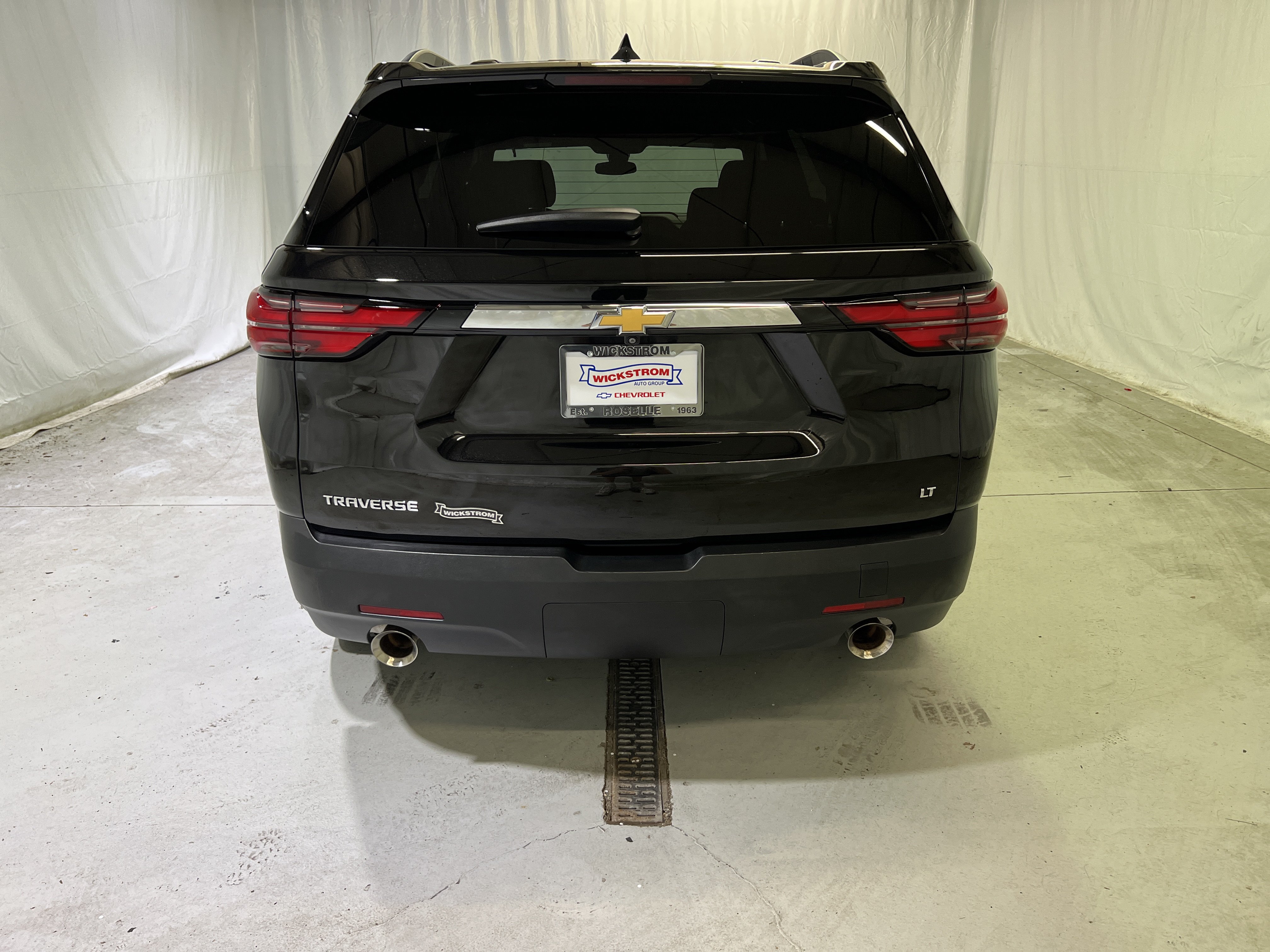 Certified 2023 Chevrolet Traverse LT FWD image 9