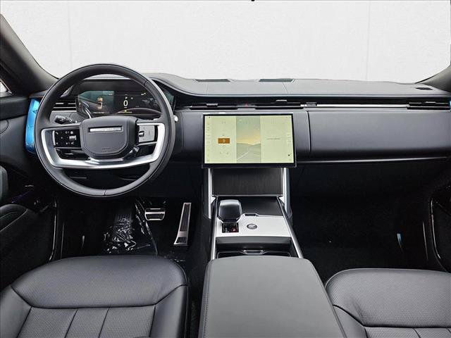 New 2025 Land Rover Range Rover SV AWD/4WD image 9