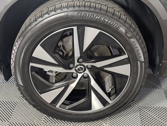 Used 2023 Volvo XC90 T8 Plus w/ Protection Package Premier image 8