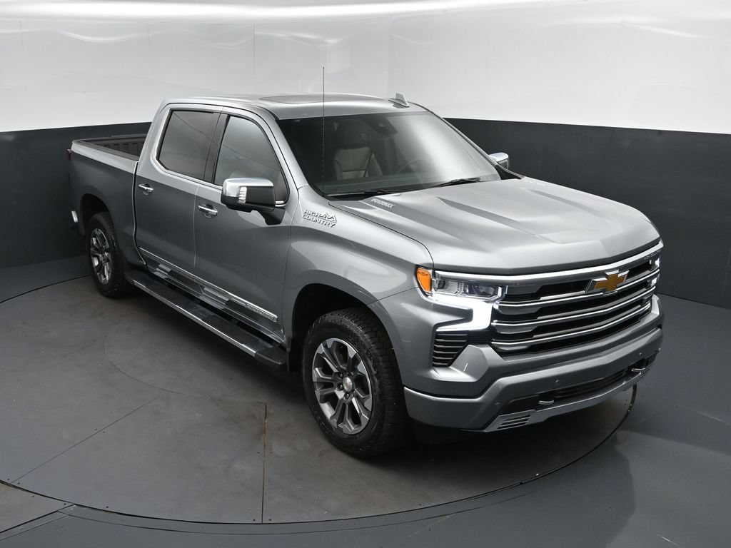 New 2026 Chevrolet Silverado 1500 High Country w/ Technology Package AWD/4WD image 1