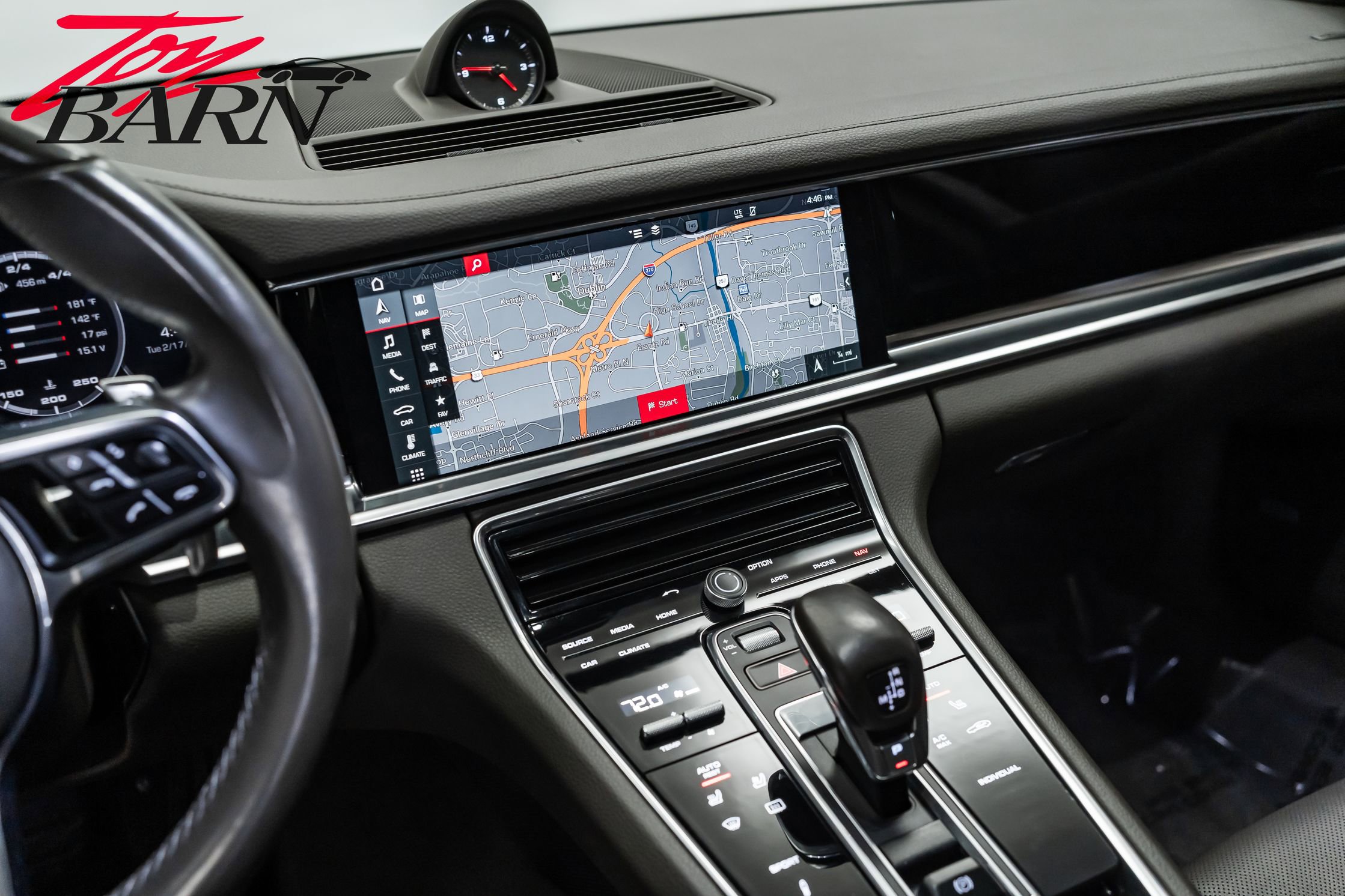 Used 2018 Porsche Panamera 4 image 39