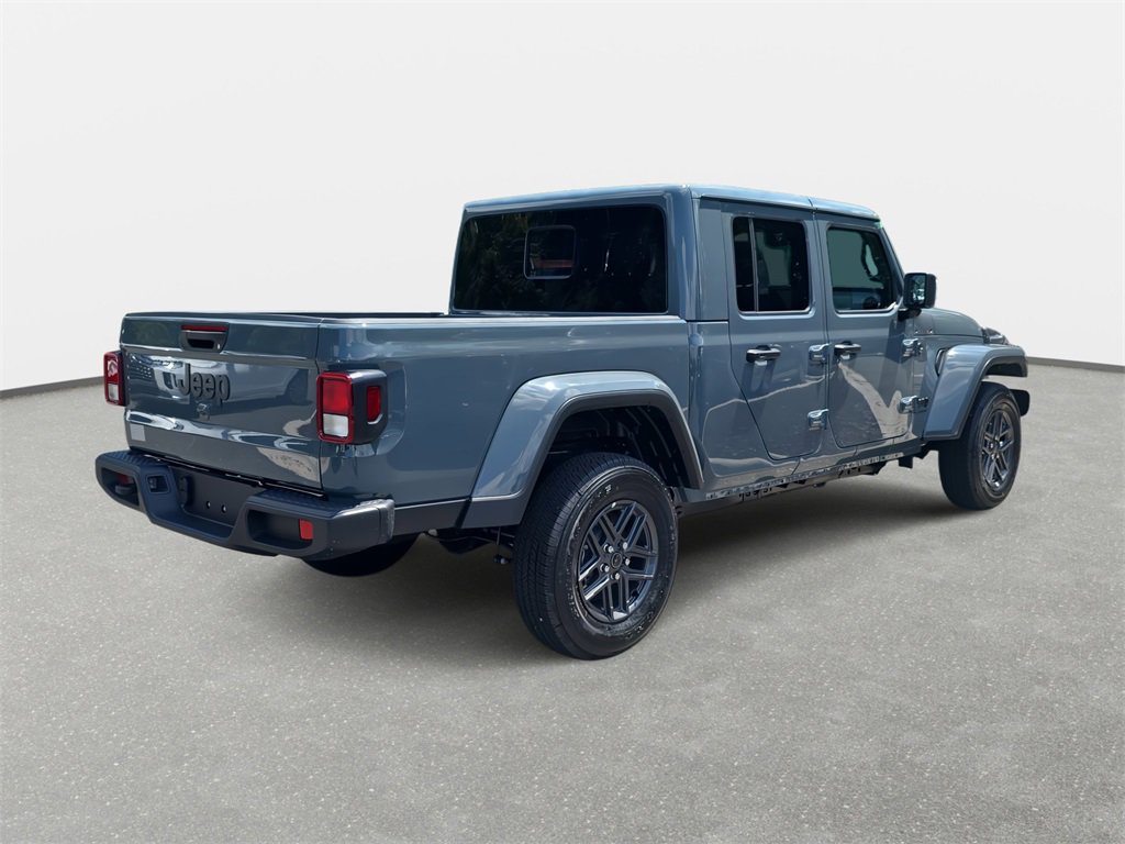New 2025 Jeep Gladiator Sport image 5