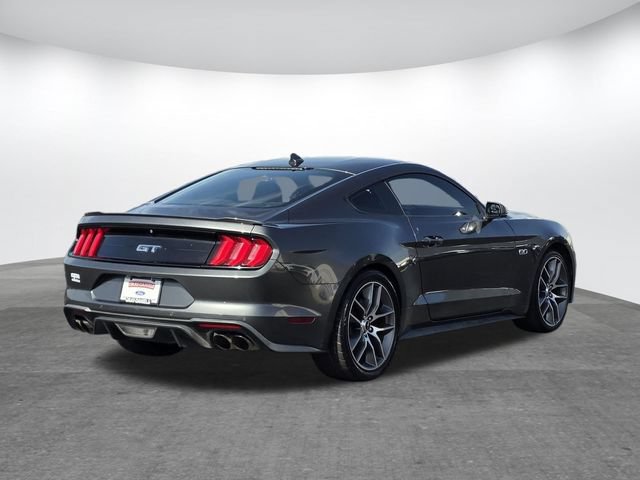 Used 2020 Ford Mustang GT Premium RWD image 4